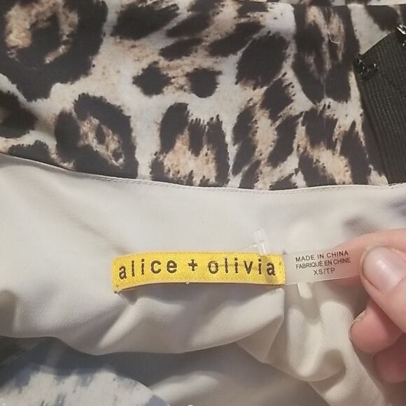 Alice & Olivia Leopard Print Drape Back Mini Dress Size XS - Picture 5 of 7